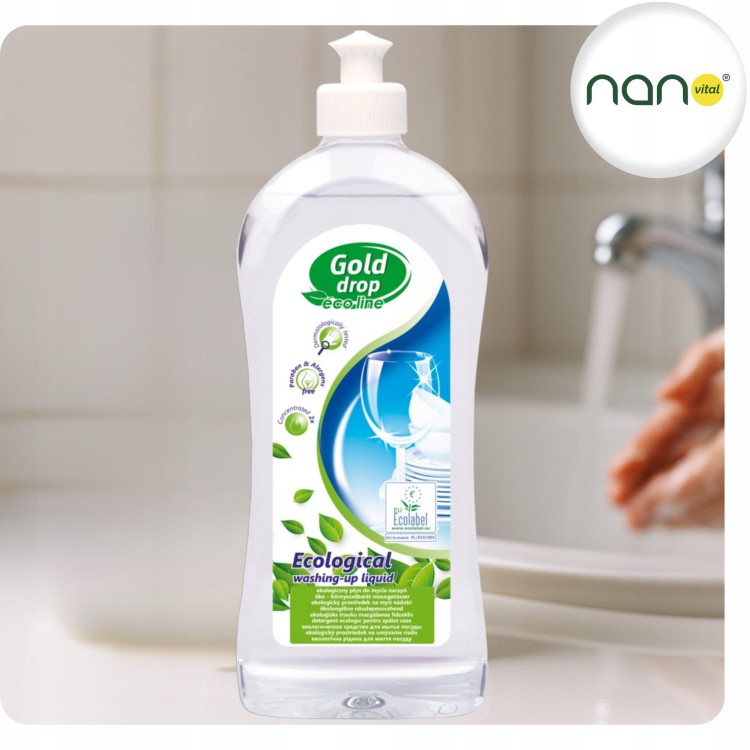 Biało-zielona butelka 500 ml Ekologicznego Płynu do Mycia Naczyń Eco Line, z wyraźną etykietą.